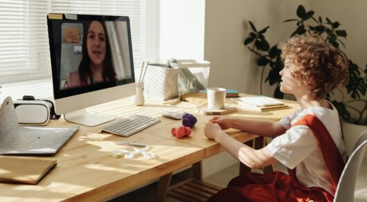 تاثیر تدریس آنلاین