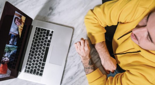 چشم انداز آموزش آنلاین