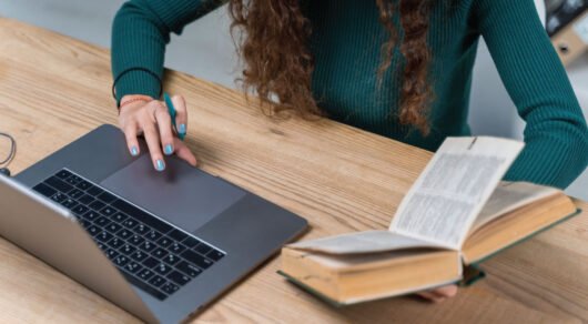 بهترین منابع برای یادگیری دستور زبان انگلیسی