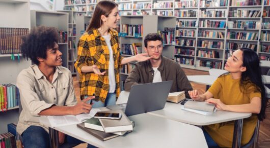 صحبت درباره 4 فصل به زبان انگلیسی