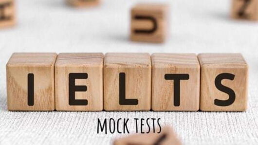 چرا باید در آزمون آزمایشی آیلتس شرکت کنیم؟